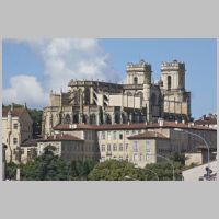 Cathédrale Sainte-Marie d'Auch, photo CamilleC-LyceePardailhan, Wikipedia.jpg